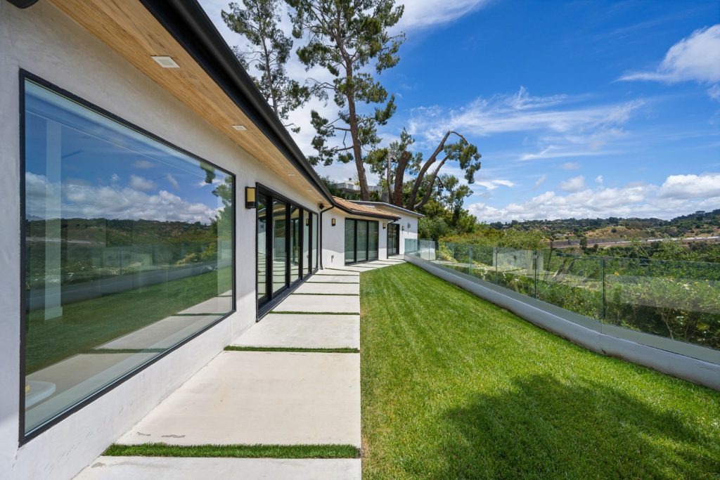 Modern Rural Custom Home Builders